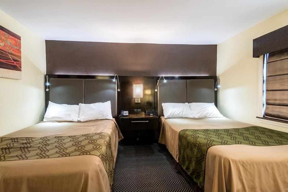 Econo Lodge Saint Albans Kültér fotó