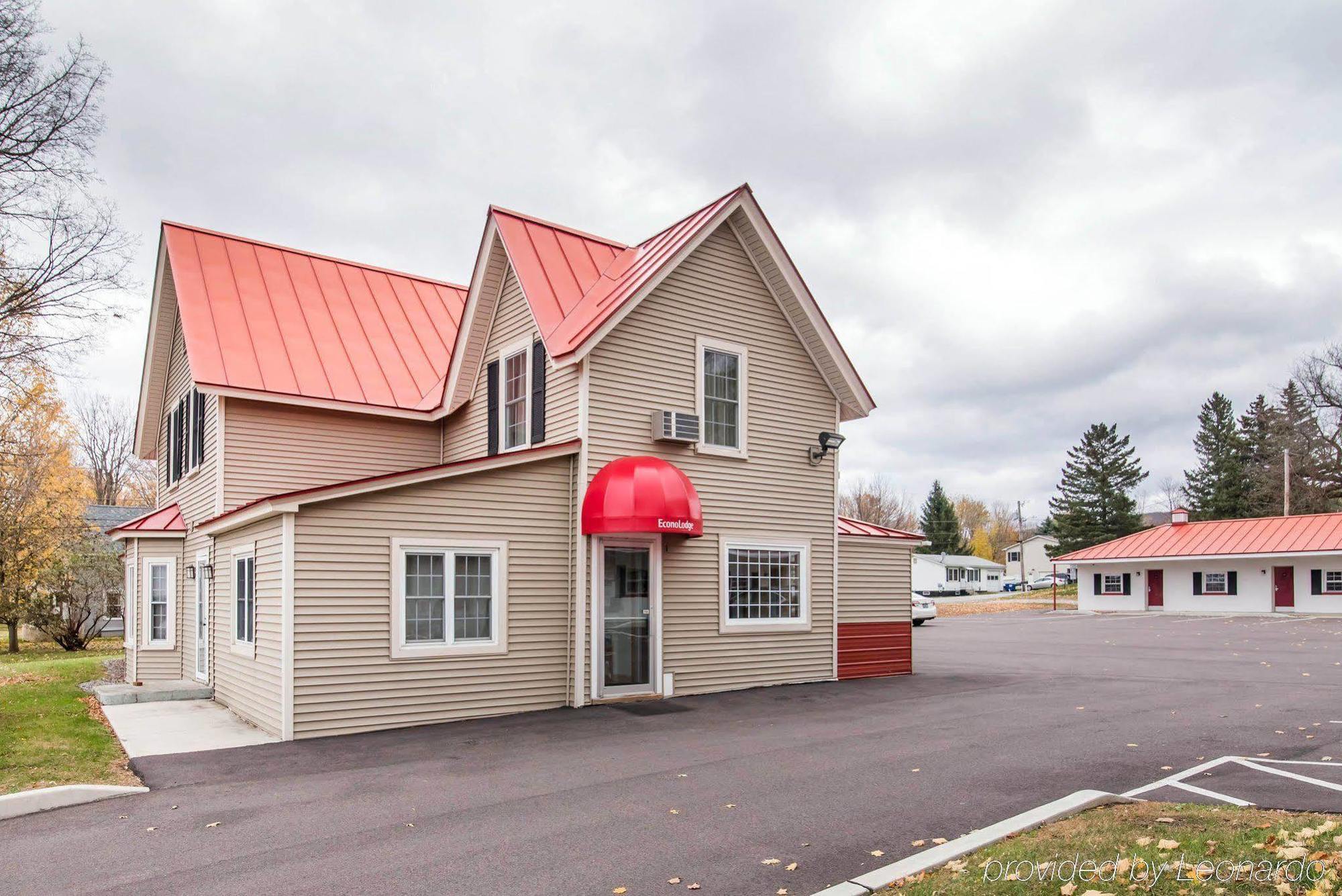 Econo Lodge Saint Albans Kültér fotó