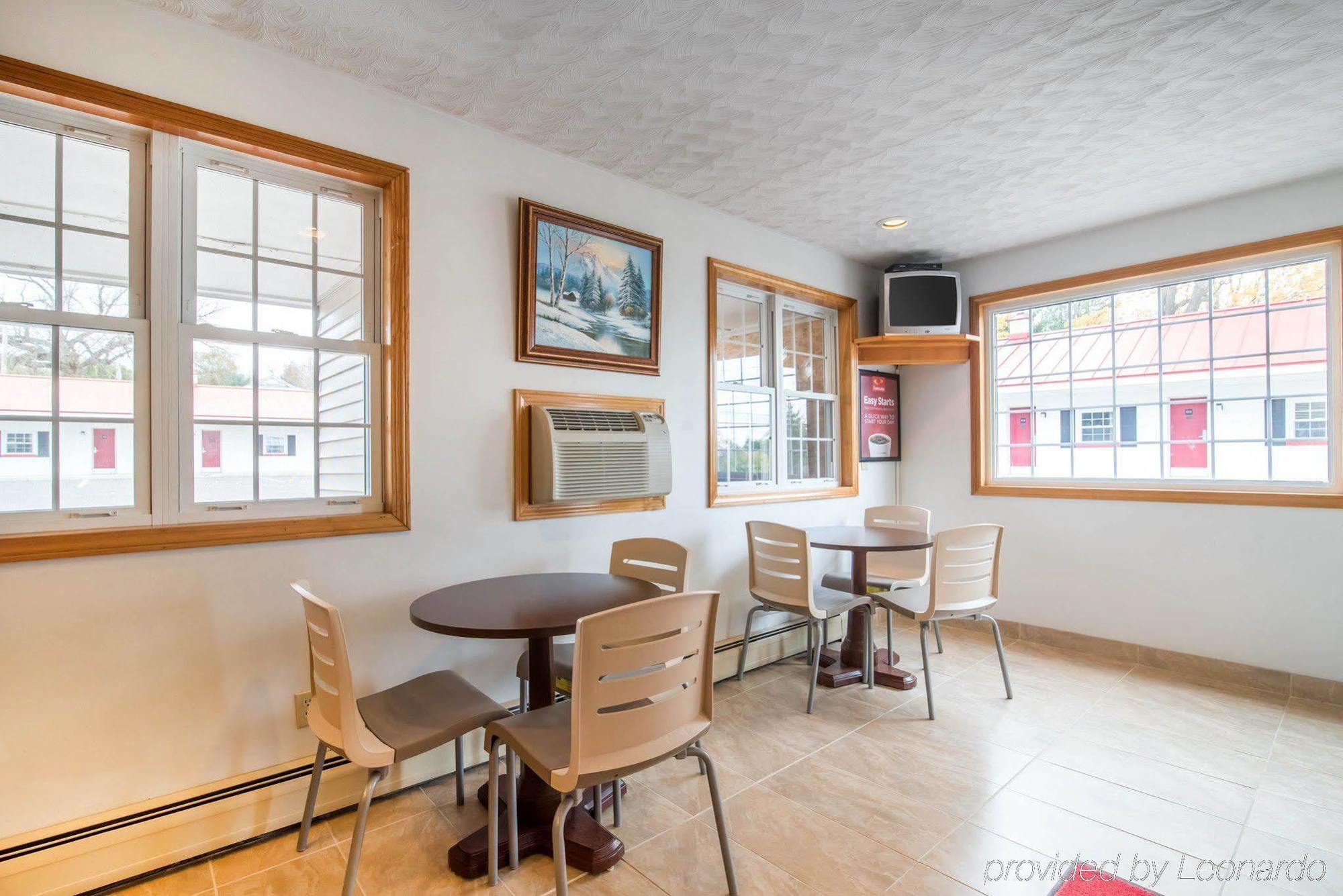 Econo Lodge Saint Albans Kültér fotó