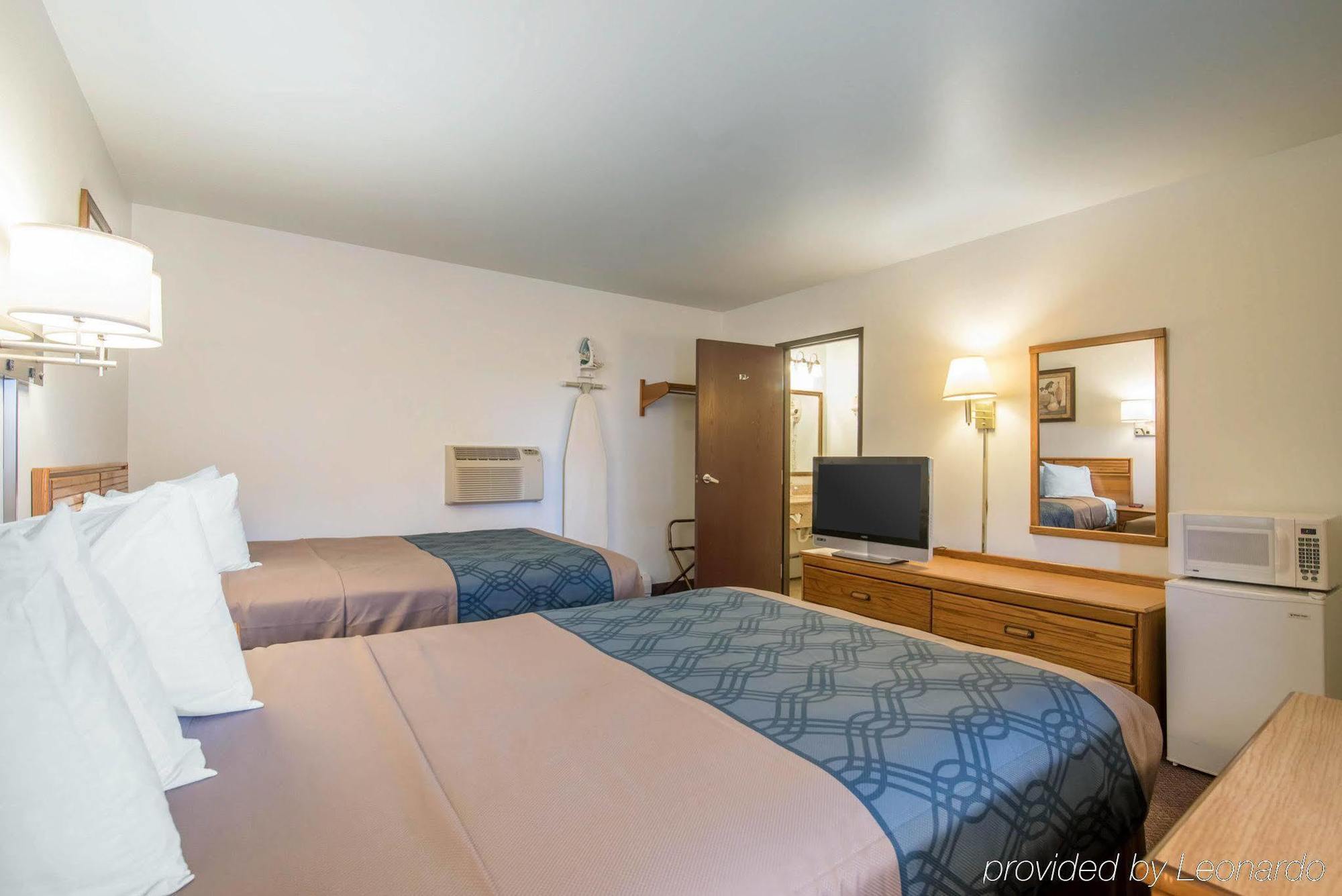 Econo Lodge Saint Albans Kültér fotó