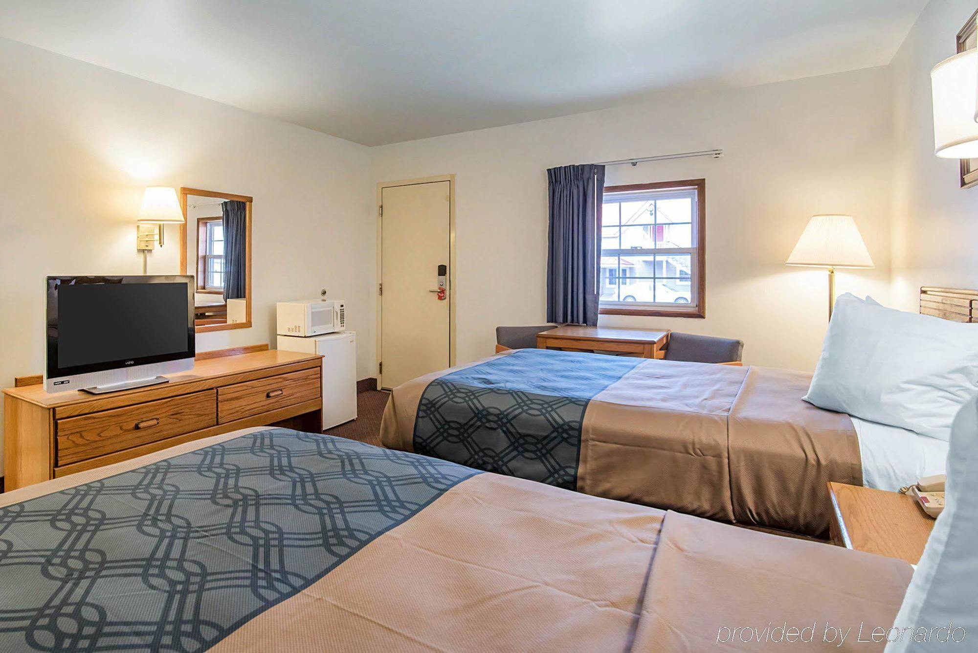 Econo Lodge Saint Albans Kültér fotó