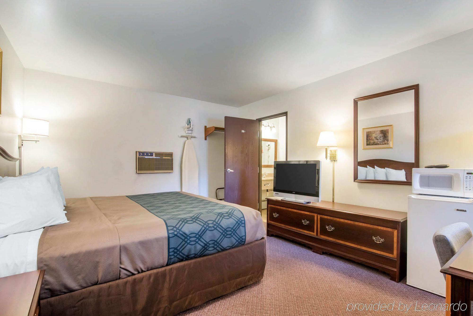 Econo Lodge Saint Albans Kültér fotó