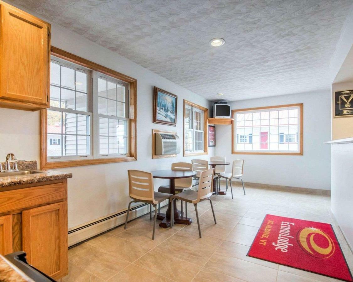 Econo Lodge Saint Albans Kültér fotó
