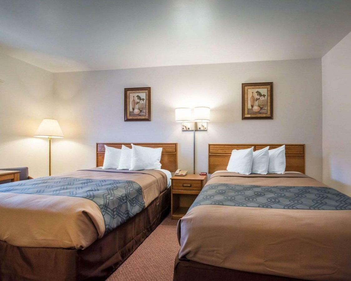 Econo Lodge Saint Albans Kültér fotó