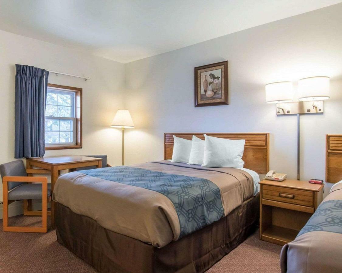 Econo Lodge Saint Albans Kültér fotó